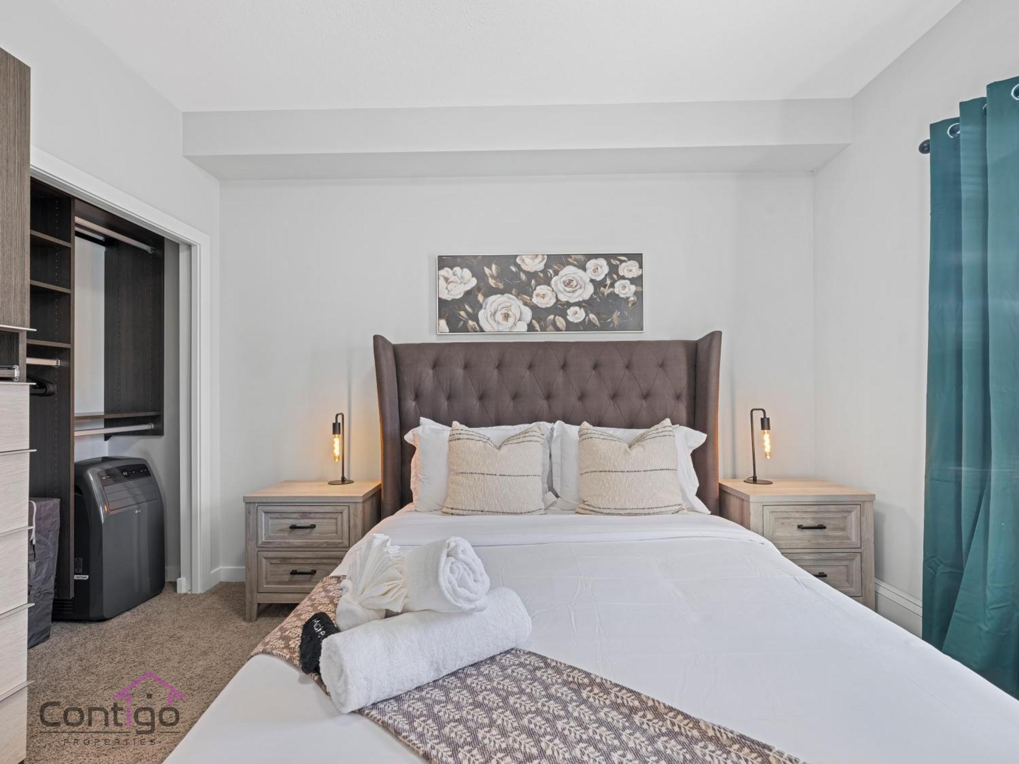 Studio Loft, 2 Bd, Ug Parking, 5 Min To Rogers! Έντμοντον Εξωτερικό φωτογραφία